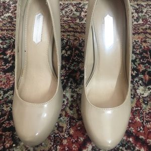 Dorothy Perkins Nude Pumps